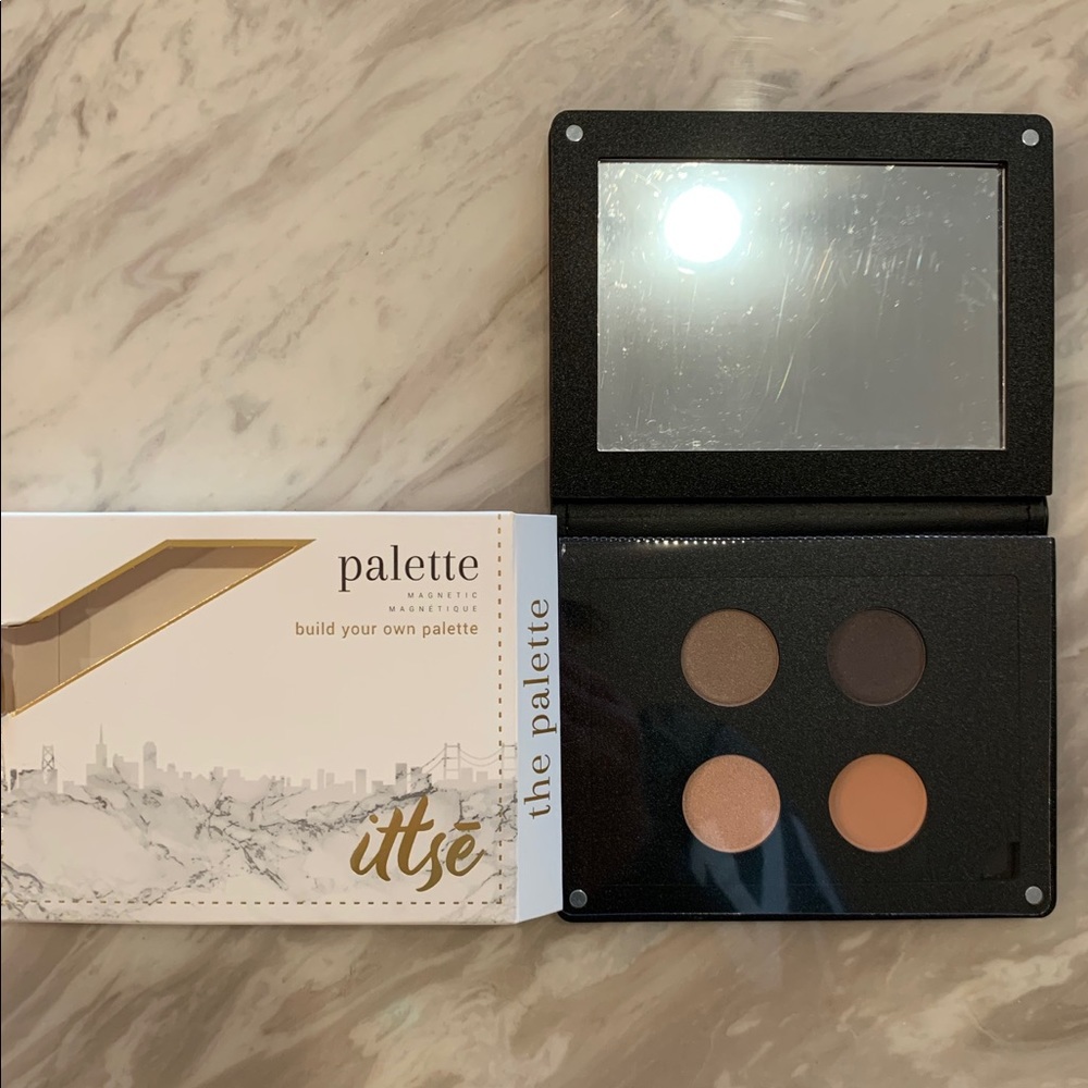 ITTSE MAGNETIC EYESHADOW PALETTE